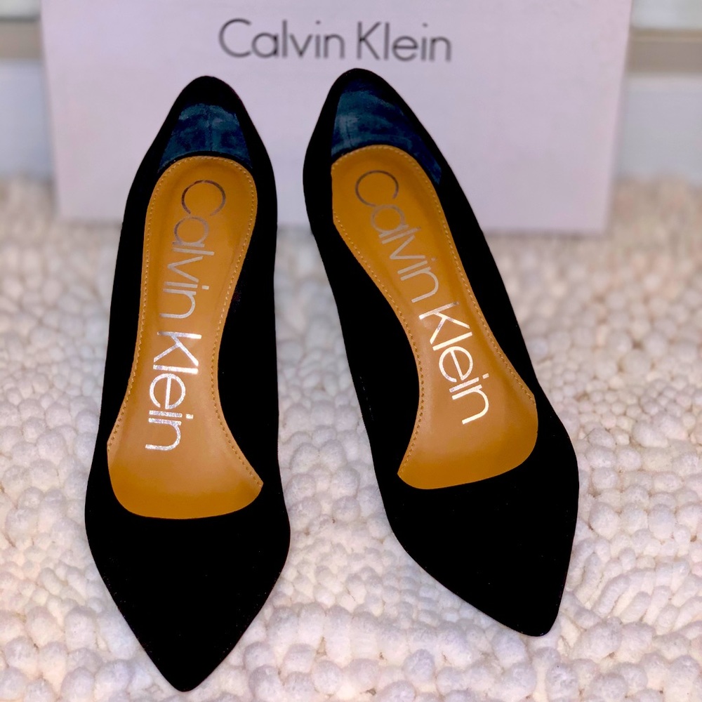 Calvin Klein gayle stretch shoes heel pump